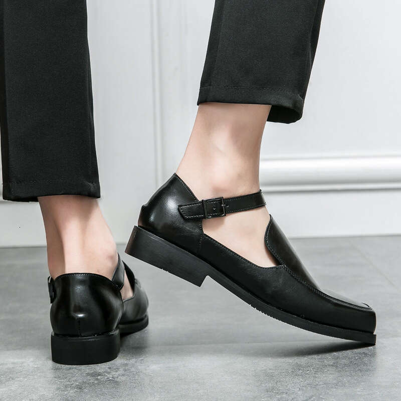 Spring and Autumn Breathable Fashion Black Low Heel Buckle Square Head Small Leather Shoes Large Size Baotou Sandals