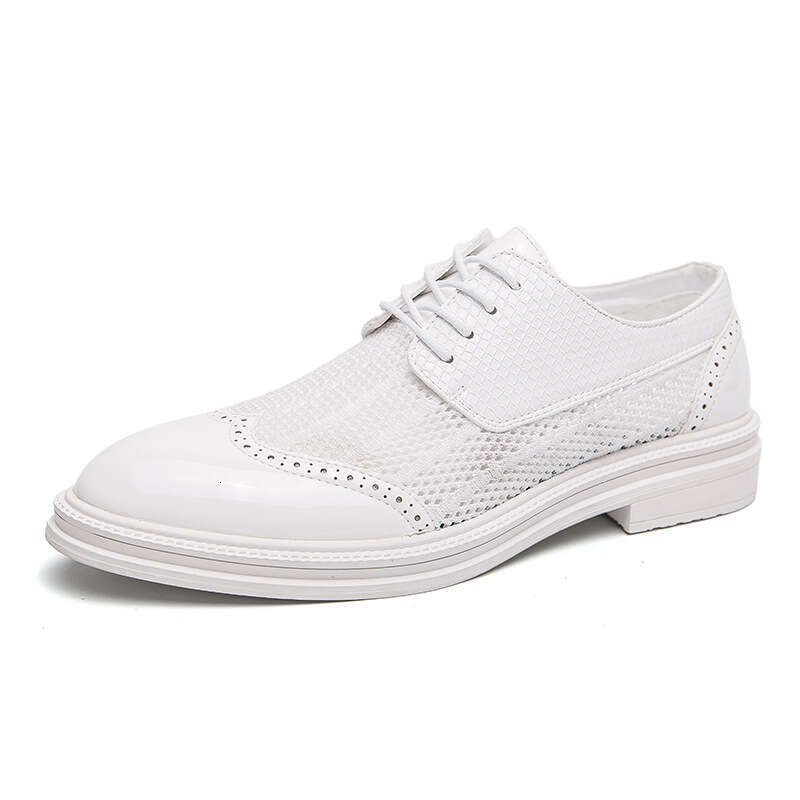 Large size summer new hollowed out fashionable men's block carved British style casual leather shoes