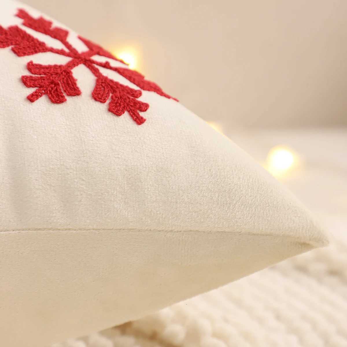 Embroidery Throw Pillow Cover Christmas Decoration Velvet Soft Christmas Tree Cherry Winter Farmhouse Home Sofa Living Room Y251105