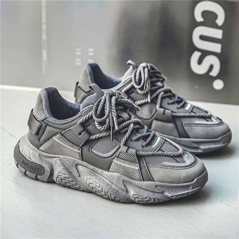 Autumn New Thick-Soled Height-Increasing Dad Sneakers Men's Korean Style Trendy Casual Running Shoes The sole is soft and suitable for running