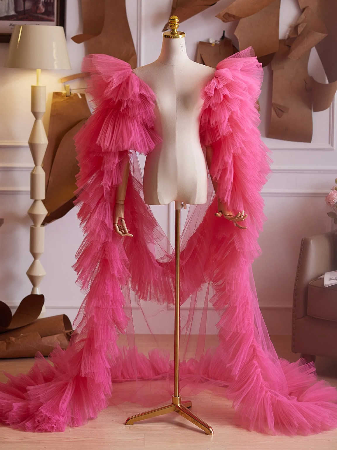 Elegant Wedding Veils Lace Tulle Shawl Long Cathedral Headdress Flowers Bridal Veil Exquisite Pleating Edge Sparkly Custom Made R25303