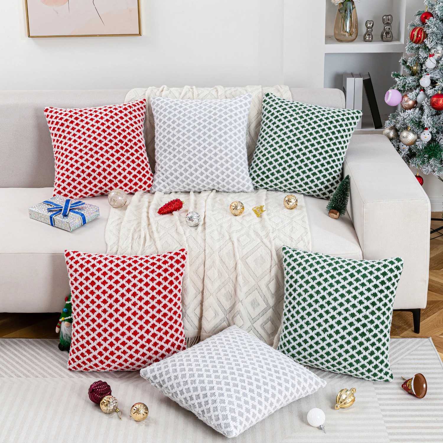 1pc Christmas red and white checkered plush jacquard pillow cover Christmas party decorative cushion without pillow core Y251105