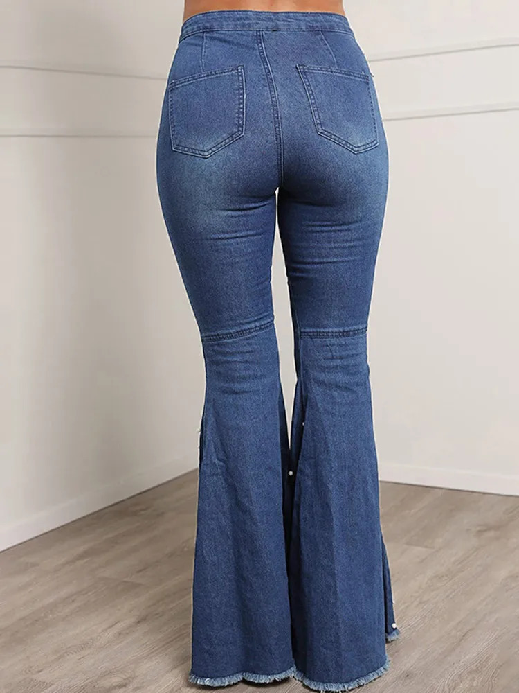Womens Stretch Flared Jeans Fashionable and Slim Suitable for Hip Lifting Pearl Decorative Denim Unique Street Women Trouser 250403