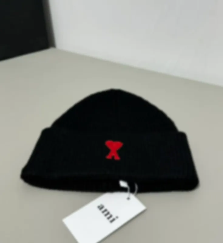 Versatile Matching The perfect designer Women's Outdoor Casual Popular Beanie Designer Love Knit Ami Classic Cashmere Asquette Warm Winter Ski Hat Men's Hiking-A