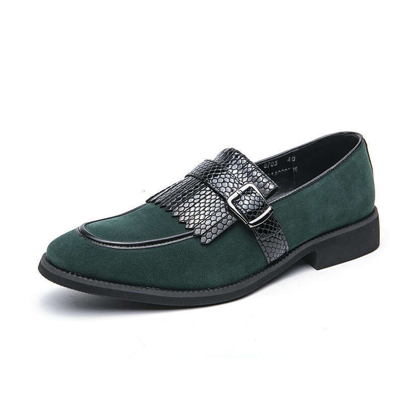 Large tassel casual leather sizes 38-46, hairstylist, lazy person wearing business dress, wedding shoes, men