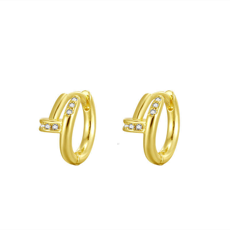 Light Luxury High-end Personality Stud Earrings Xiaohongshu Hot-selling Exquisite Commuting designer jewelry luxury jewelry Versatile Small Accessorie
