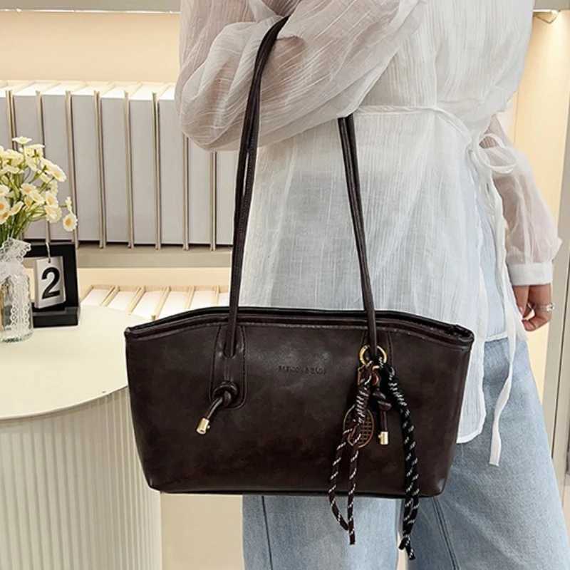 PU Leather Shoulder Bag for Women Y2K Simple Fashion Girl Handbag Large Capacity Female Crossbody Bag SolidColor Retro Tote Bags Z251104
