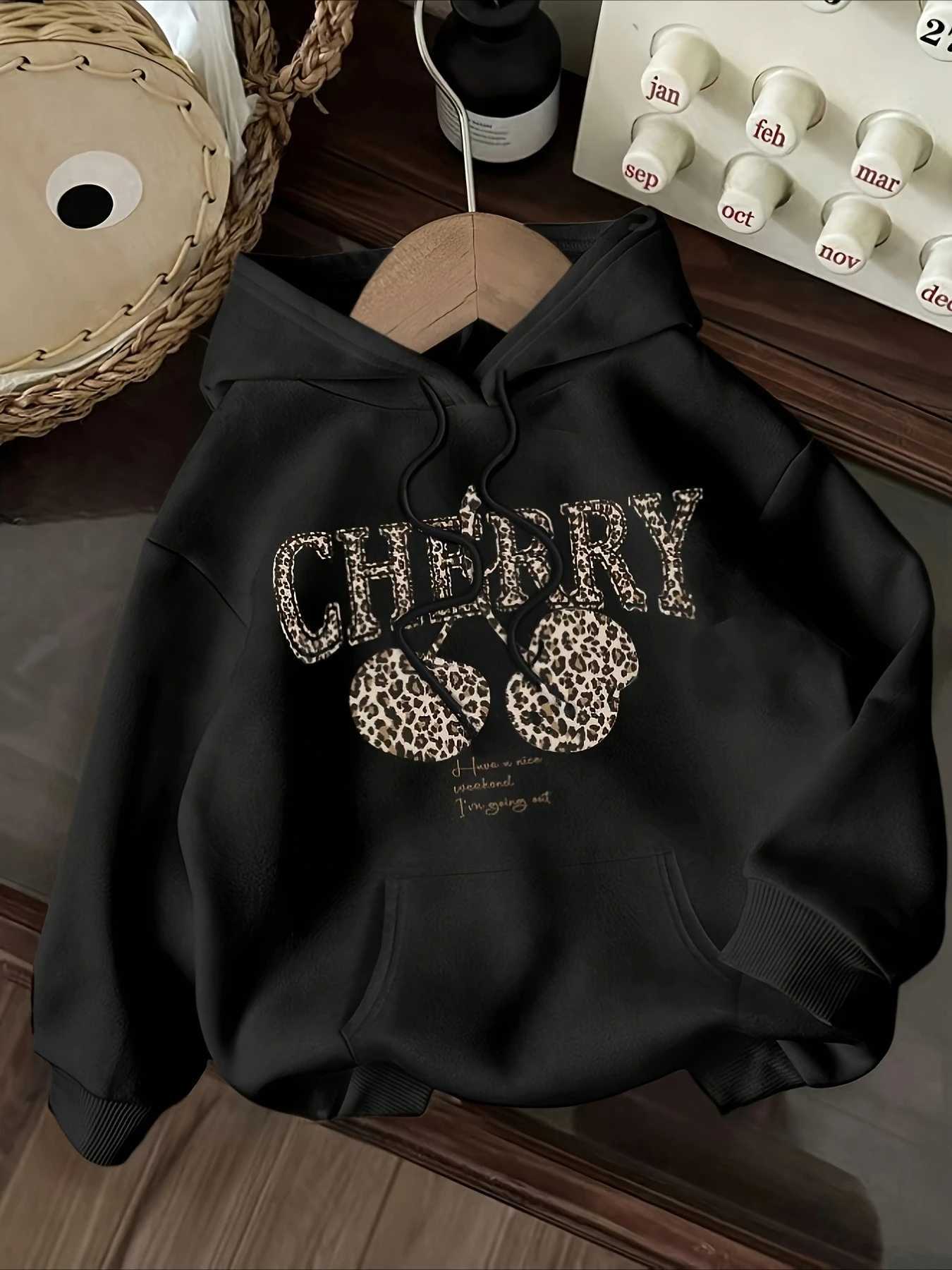 Leopard Print Cherry Letter Printed Womens Autumn Winter Round Neck Sweatshirt Casual Long Sleeved Top Hoodies Womens ClothingT251105
