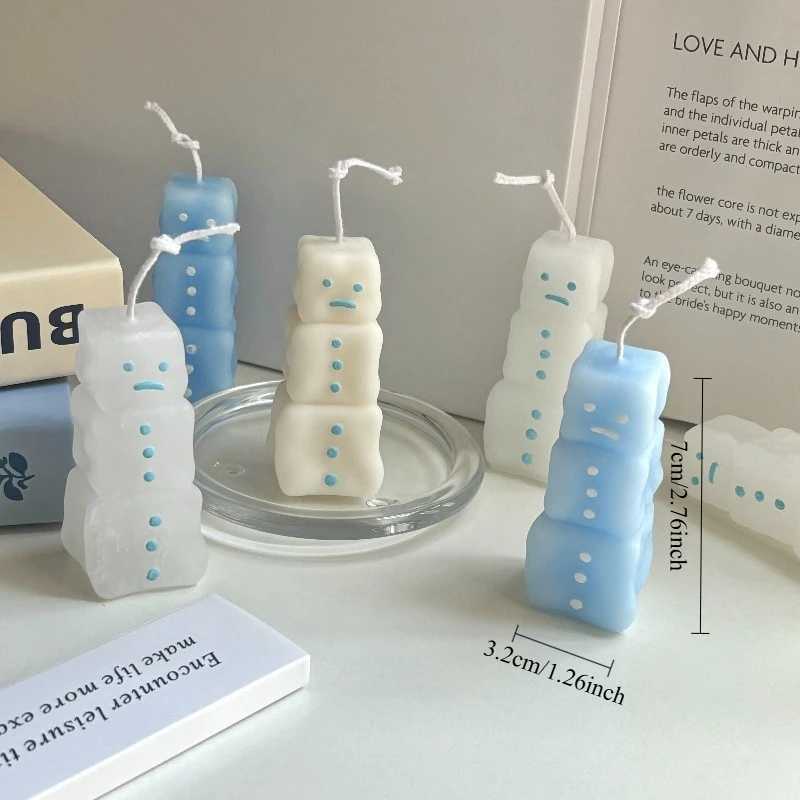 Cute Snowman Shaped Scented Candle Minimalist Design Adorable Decorative Home Accent and Cozy Holiday Aromatherapy Gift C251105