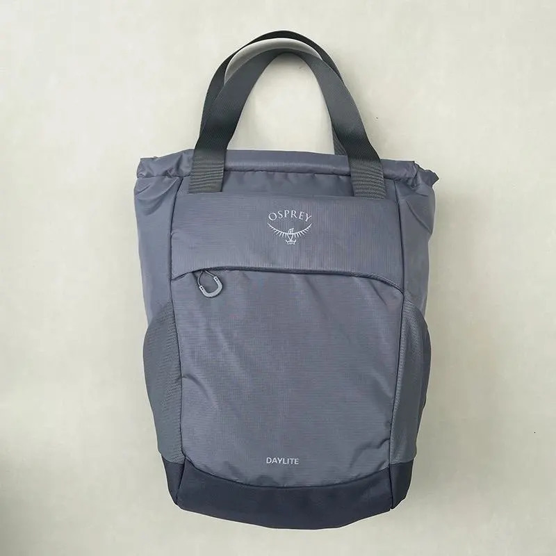 Backpack Schoolbag for Men and Women Largecapacity Waterproof Computer Light Outdoor Bag 20L 251104