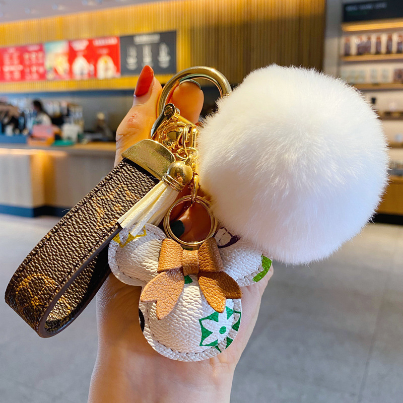 Free shipping designer keychains pendant cute ball cartoon otter rabbit fur exquisite classic leather plush keychain