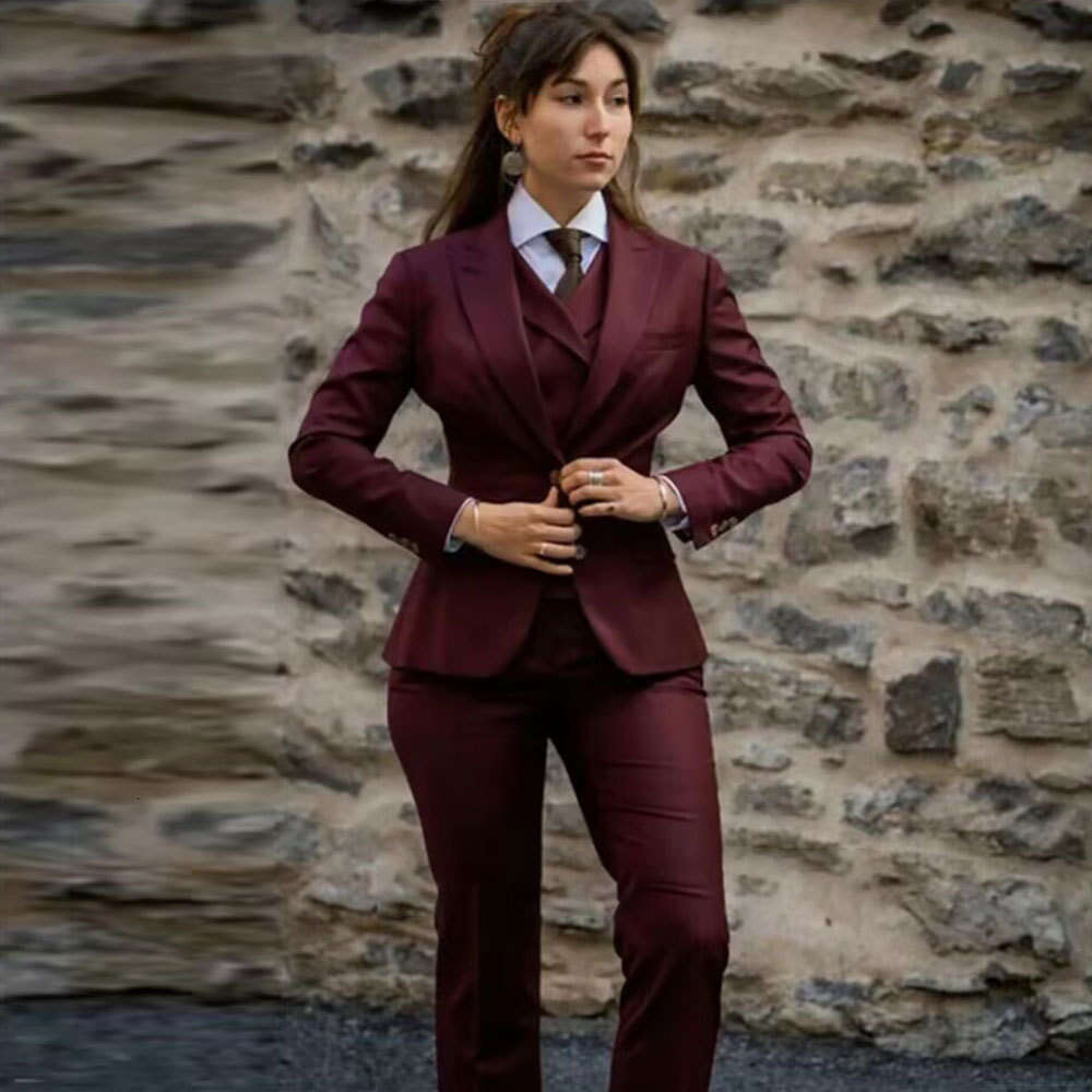 Elegant slim fit womens 3piece set jacket vest pants clothing casual and elegant ballroom dress