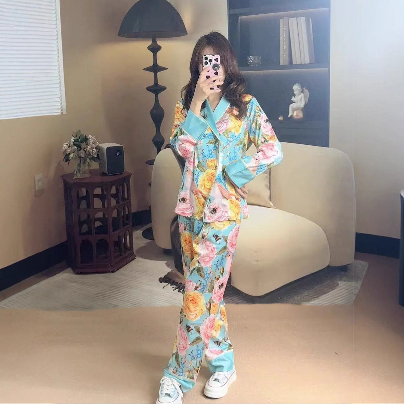 Spring Summer Oil Painting Flowers Casual Home Cool Pajamas V-Neck Women Comfortable Fashionable Stylish Two-Piece Set Women's Clothing ddmymoon