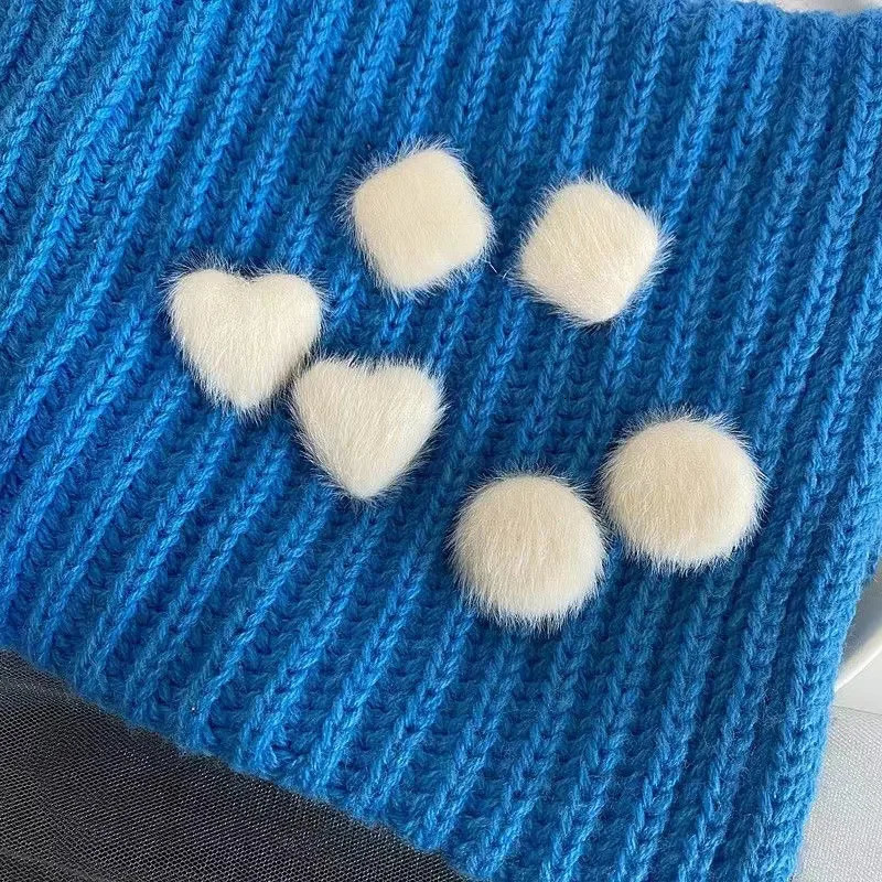 KADRUFI Women Korean Fashion Winter White Plush Stud Earrings Girls Heart Round Square Shape Furry Soft Earring Jewelry Gift 251131