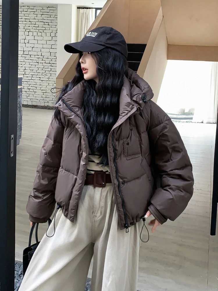 White Duck Down Jacket Women Loose Short Warm Hooded Down Coat Female Korean Styel Overcoat 2024 New Winter Fashion CasualT251105