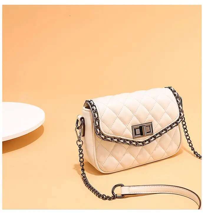 Women's 2025 New Fashion All-Match -Style Crossbody Niche Design Rhombic Shoulder Bag