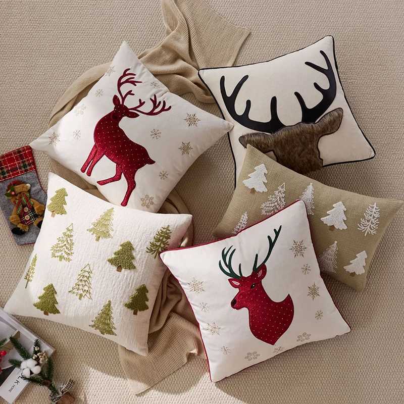 Christmas Reindeer Tufting Pillow Covers Farmhouse Rustic Throw Pillowcase for Home Winter Holiday Merry Christmas Decor Y251105