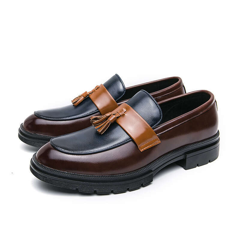 Large size new casual fashionable business formal shoes, men's wedding shoe covers, fringed small leather shoes