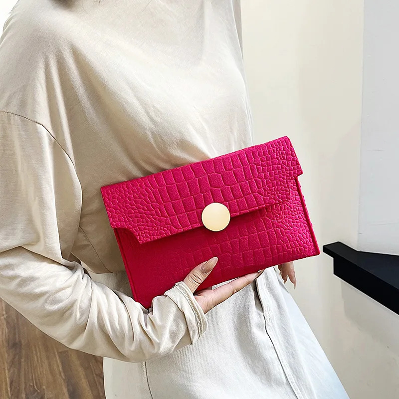 Womens felt wallet womens coin wallet large capacity fashionable small coin envelope solid candy colored handbag 250402