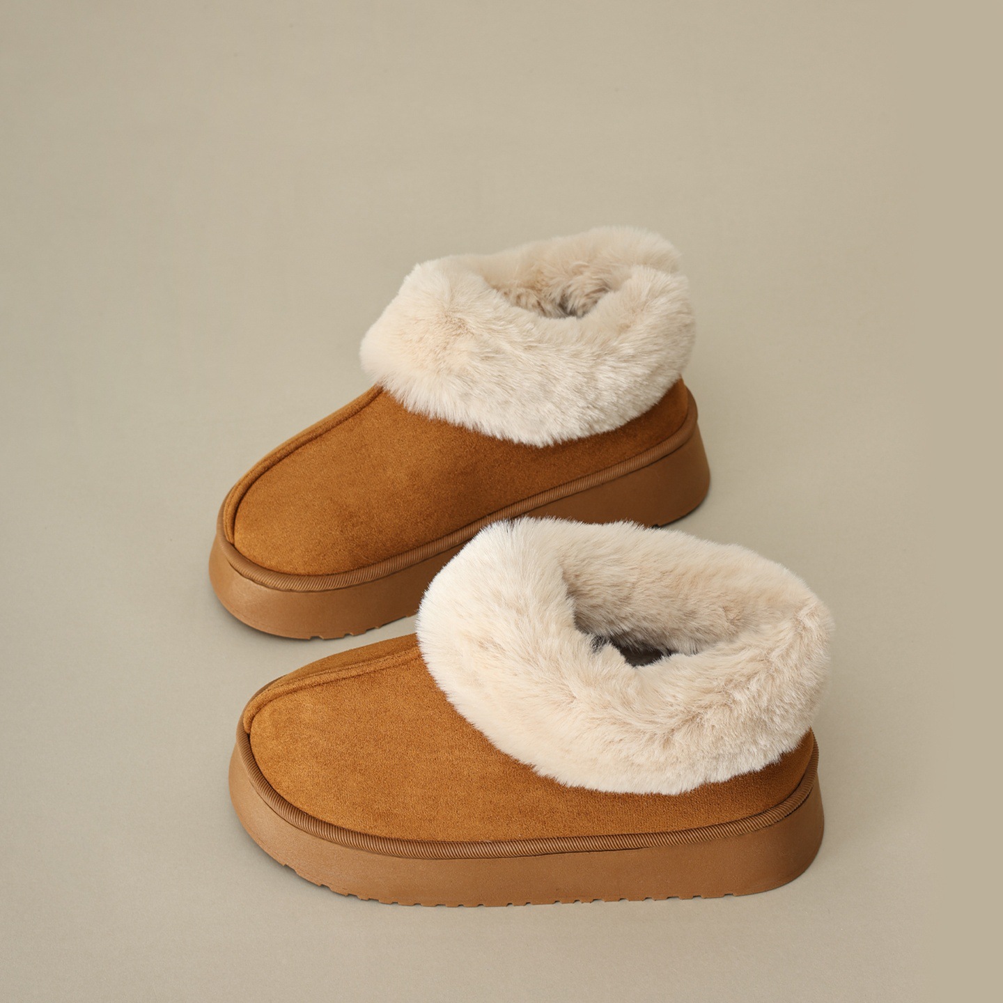 2025 New style thick-soled fleece-lined warm snow boots; non-slip short boots; fleece-lined warm parent-child fluffy heeled cotton slippers