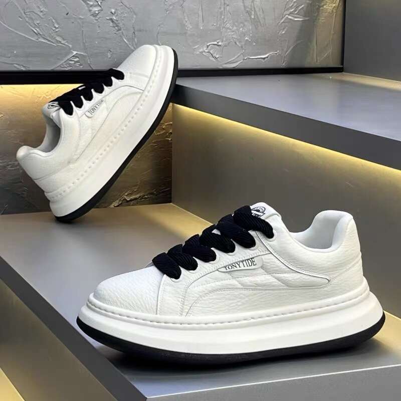 Kuaishou Douyin Same Style Autumn New Breathable Dad Fashion Casual Versatile Lightweight Trendy White Shoes