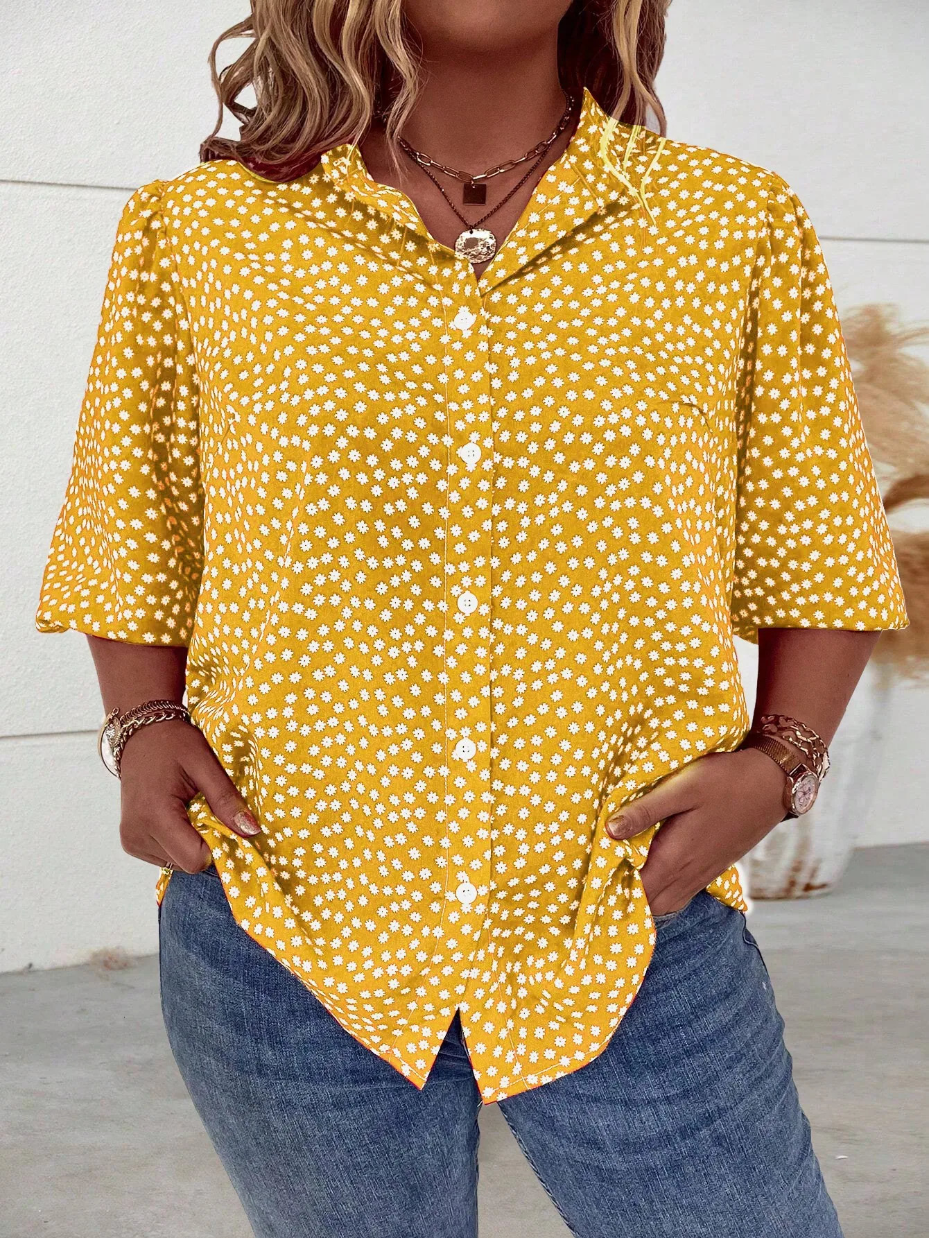 Womens Top Daisy Printed Mid Sleeve Collar Button Loose Shirt 250402