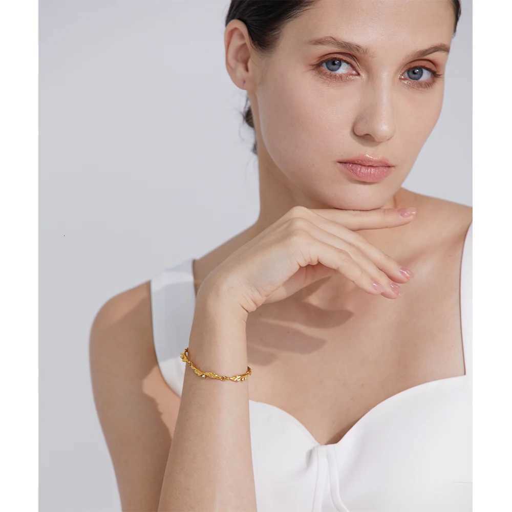 Yhpup New Design Metal Rock Texture Stainless Steel Gold Color Plated Statement Chain Bangle Bracelet Vintage Fashion JewelryXJ251105