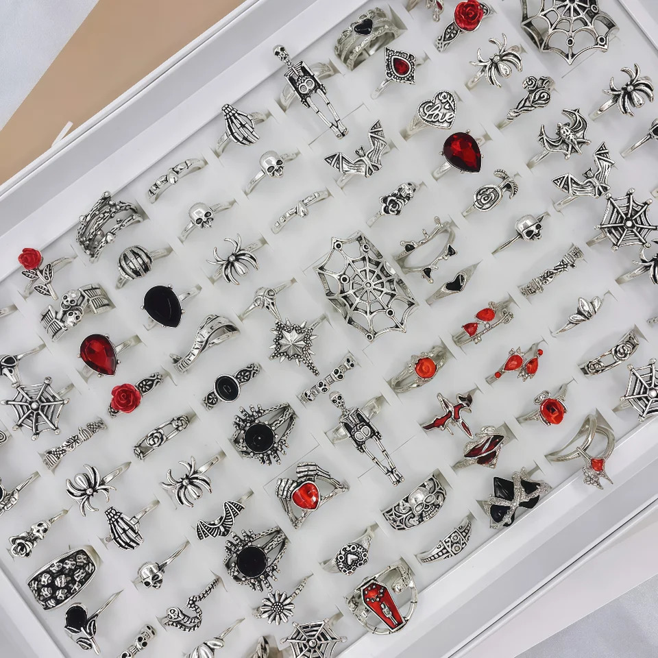 102030Pieces Vintage Punk Spider Skull Halloween Rings Set For Women Mix Style Gothic Dark Finger Jewelry Party Gifts 251031