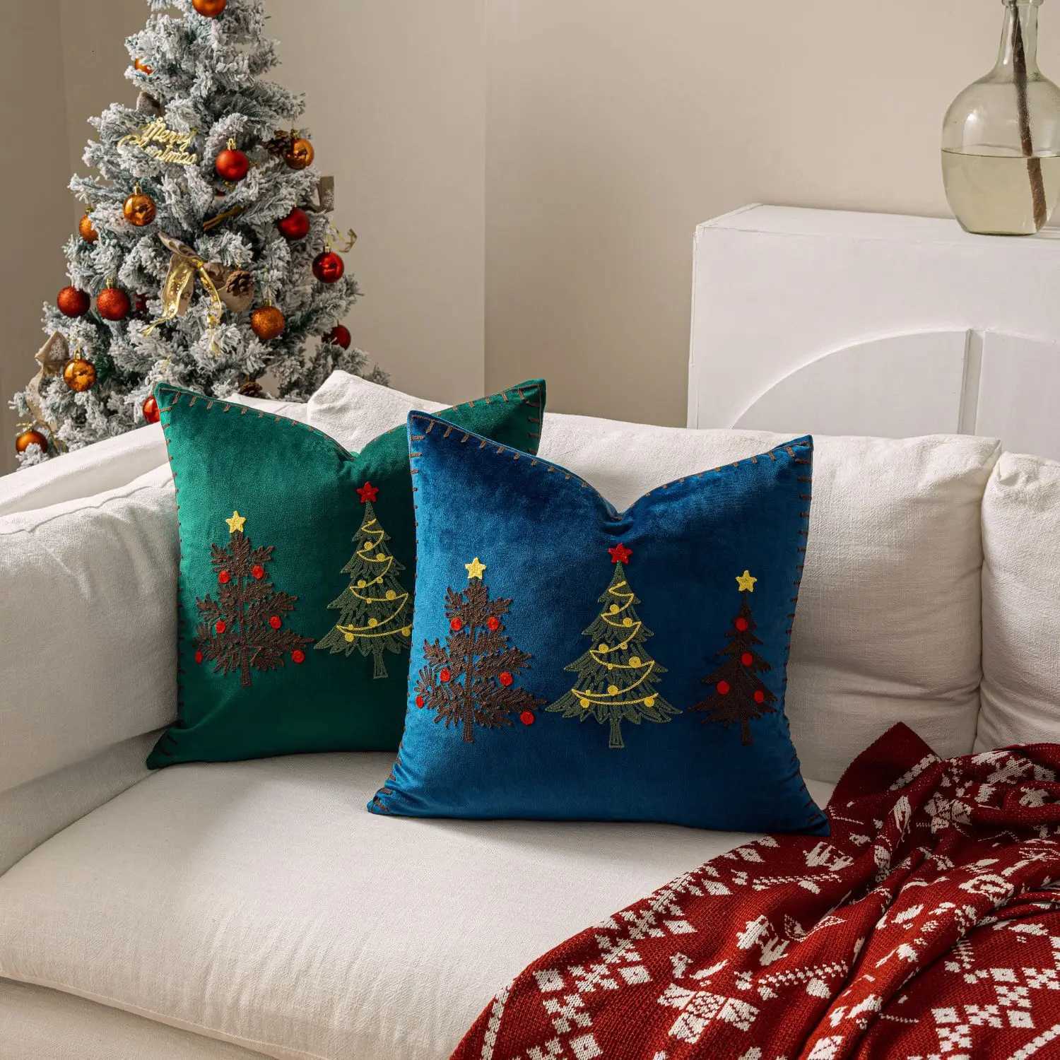Christmas Tree Embroidered Velvet Cushion Cover 45x45cm Solid Color Pillow Case for Xmas New Year Home Decor Party Gift Y251105