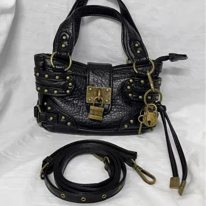 Womens Small Bag Rivet Retro Street Motorcycle Bag Original Niche n Oneshoulder Crossbody Bag 251031