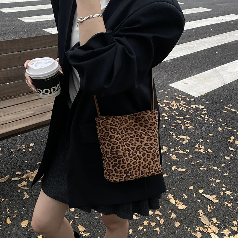 LEFTSIDE PU suede Leopard Shoulder Bags for Women Winter Crossbody Bag Females Handbags and Purses 251104
