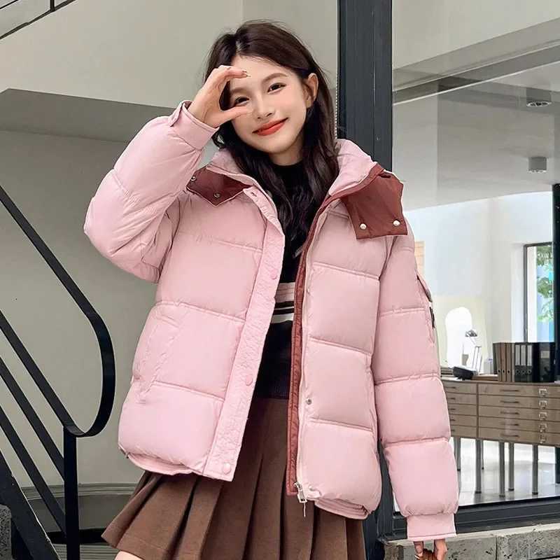 White Parka Short Down Cotton Jacket For Women 2025 New Winter Fashion Hodded Loose And Small Thick Warm Quilted Cotton JacketT251105