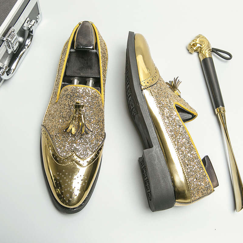 Men's in plus size, casual fashionable men's foot covers, tassel leather shoes, British style hairstylist, sequined trendy shoes