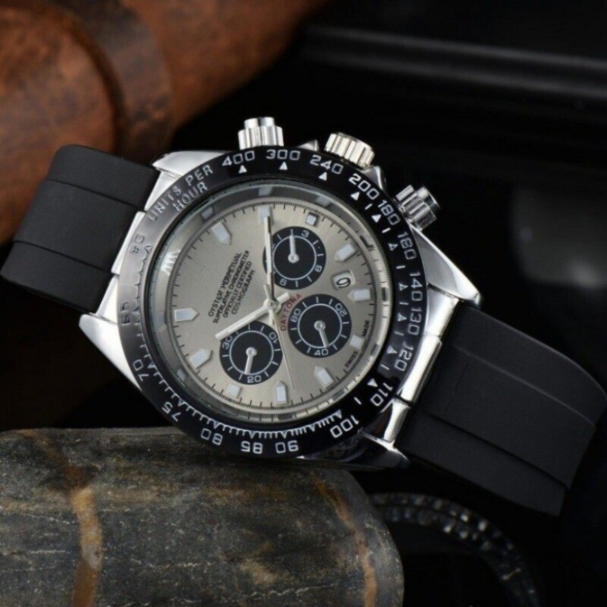 Fashion Men Watch Calendar Casual Rubber Strap Quartz Wristwatches 3Eyes Gray Dial