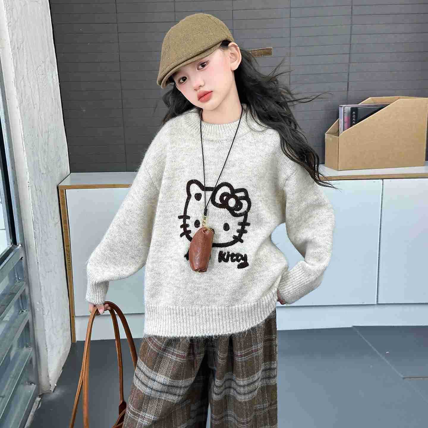 Sanrio Girls Sweater Autumn Winter 2025 New Fashionable Korean Style Cartoon Kitty Cat Pullover Sweater for Older Children H251105
