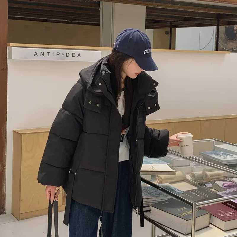 Womens Winter Short Jacket Solid Color Down Jacket Hooded Jacket Stand Up Collar Fashionable Street Style Winter Coat WomenT251105