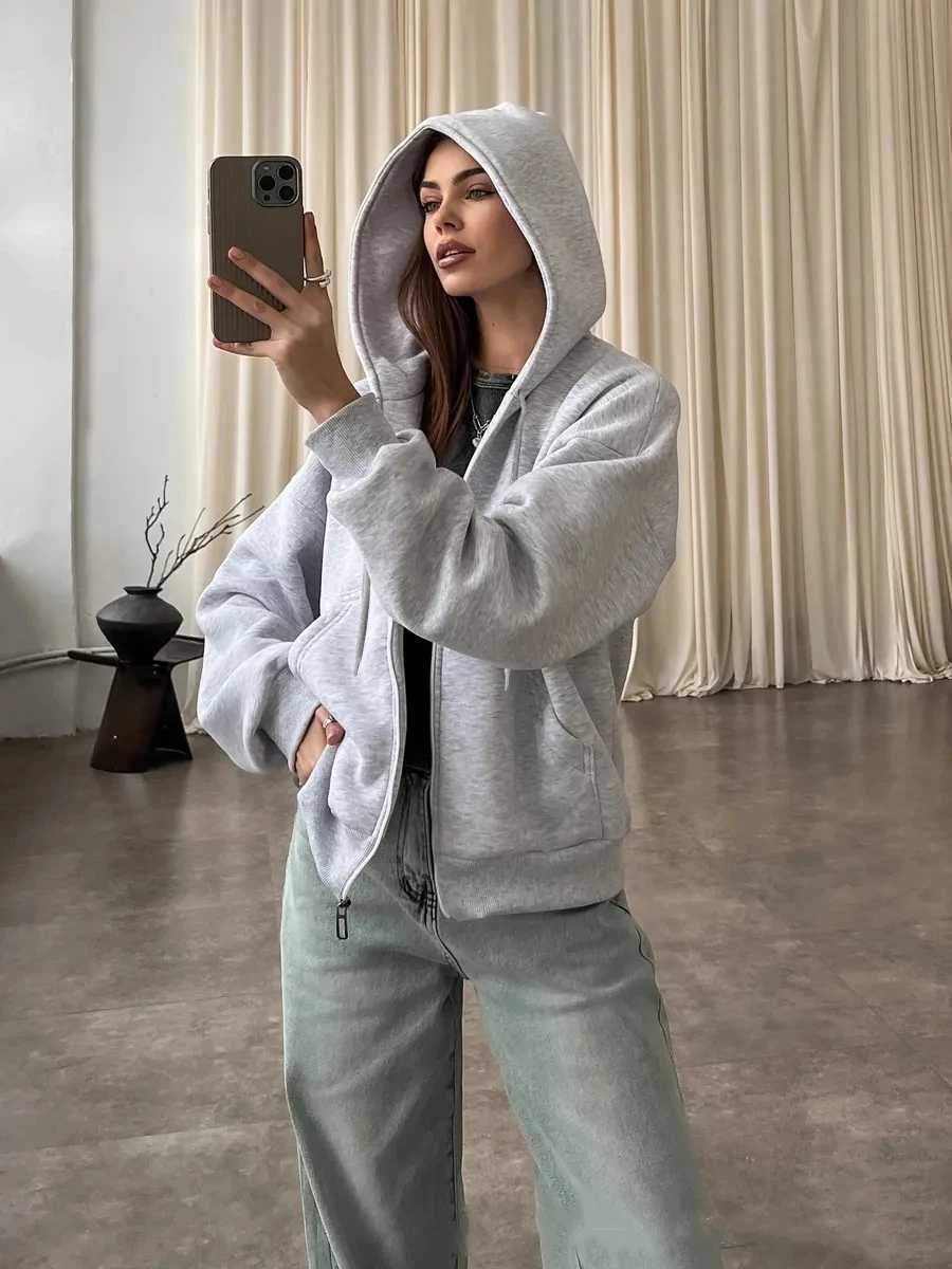 Elegant 2025 Autumn Winter Warm Hoodies Fashion Women Long Sleeve Zipper Solid Hooded Jackets Y2K Streetwear Solid SweatshirtsT251105