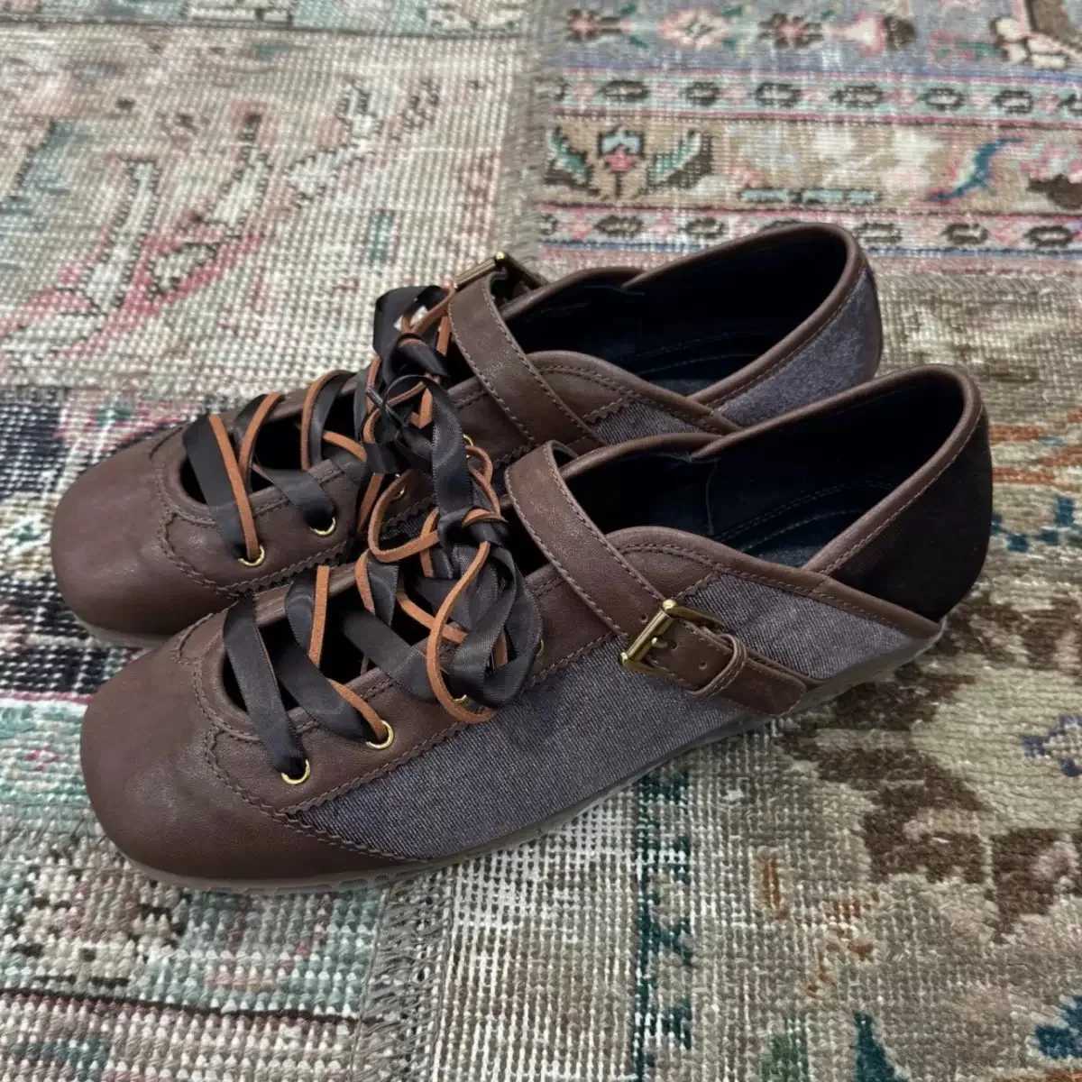 2025 New Spring Mary Jane Cross Strap Flats Shoes Wen Fion Elegant Round Toe Ladies Cfort Soft Sole Balleri Shoes Y251105