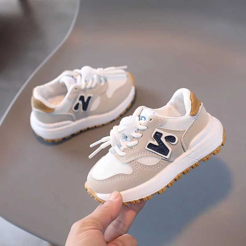 Mesh Breathable Childrens Sports Shoes Lace Up Non Slip Round Toe Outdoor Casual Soft Thick Sole Shoes Kids Fashion SneakersT251105