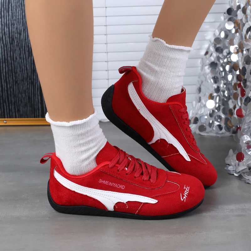 2025 New Wens Running Shoes Flat Lace-Up Soft Sole Lightweight Versatile Casual Athletic Sneakers Y251105