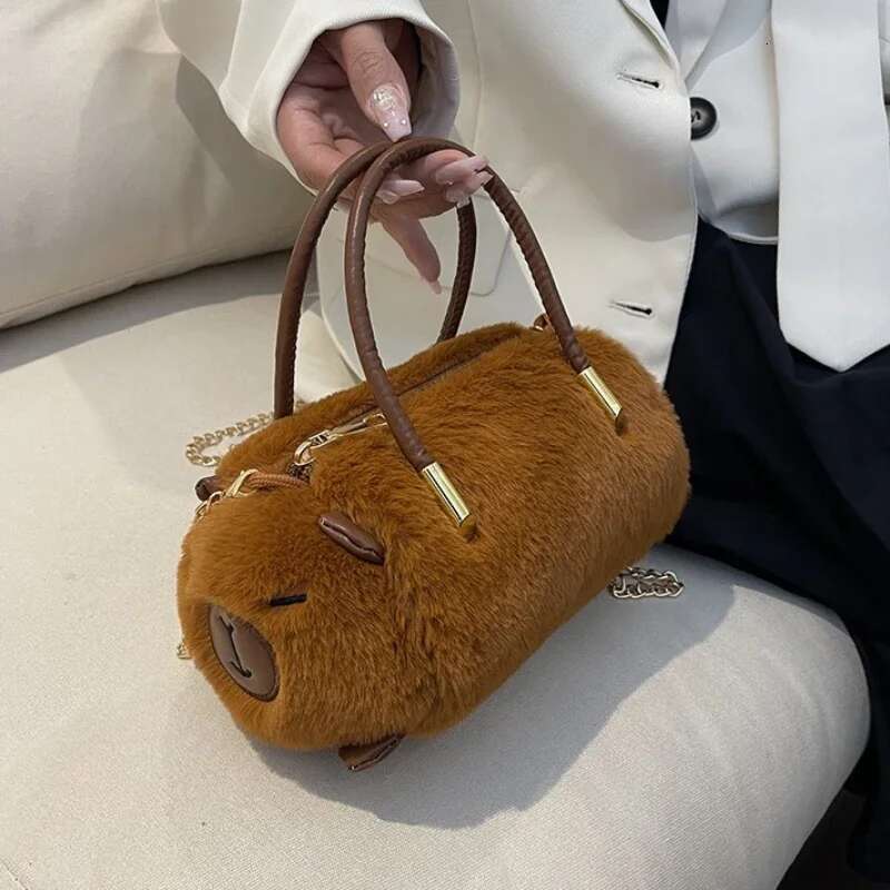 New Cute Plush Kapybara Large Capacity Capybara Shoulder Crossbody Bucket Bag