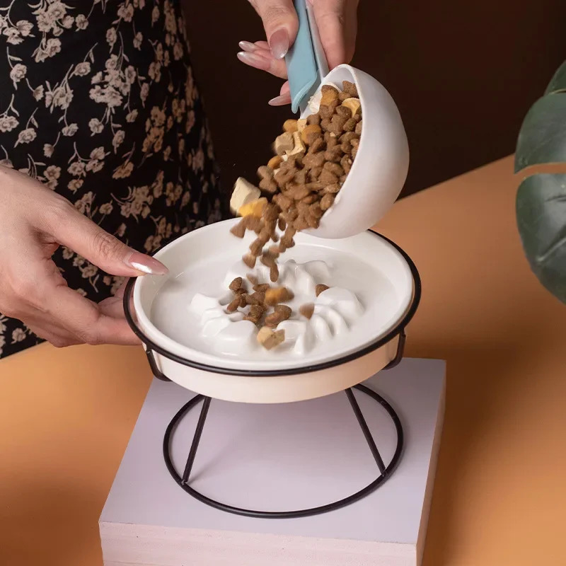 Ceramic pet bowl food water treatment for cats and amplifiers. Dog supplies outdoor feeding beverage accessories dog and cat stand bowl 250403