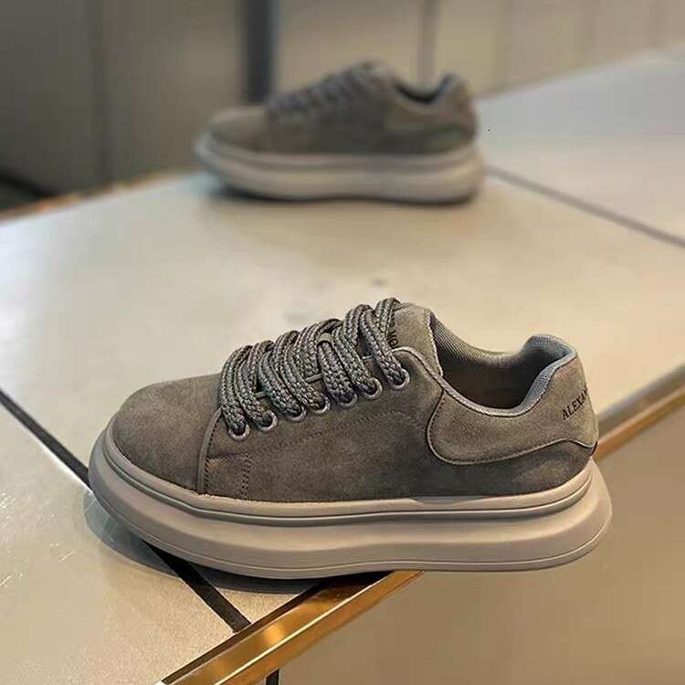 Autumn Winter Hot-Selling Leather Velvet Thick-Soled Height-Increasing Versatile Sneakers Korean Style Trendy Fashion Comfortable Low-Top Casual Shoes