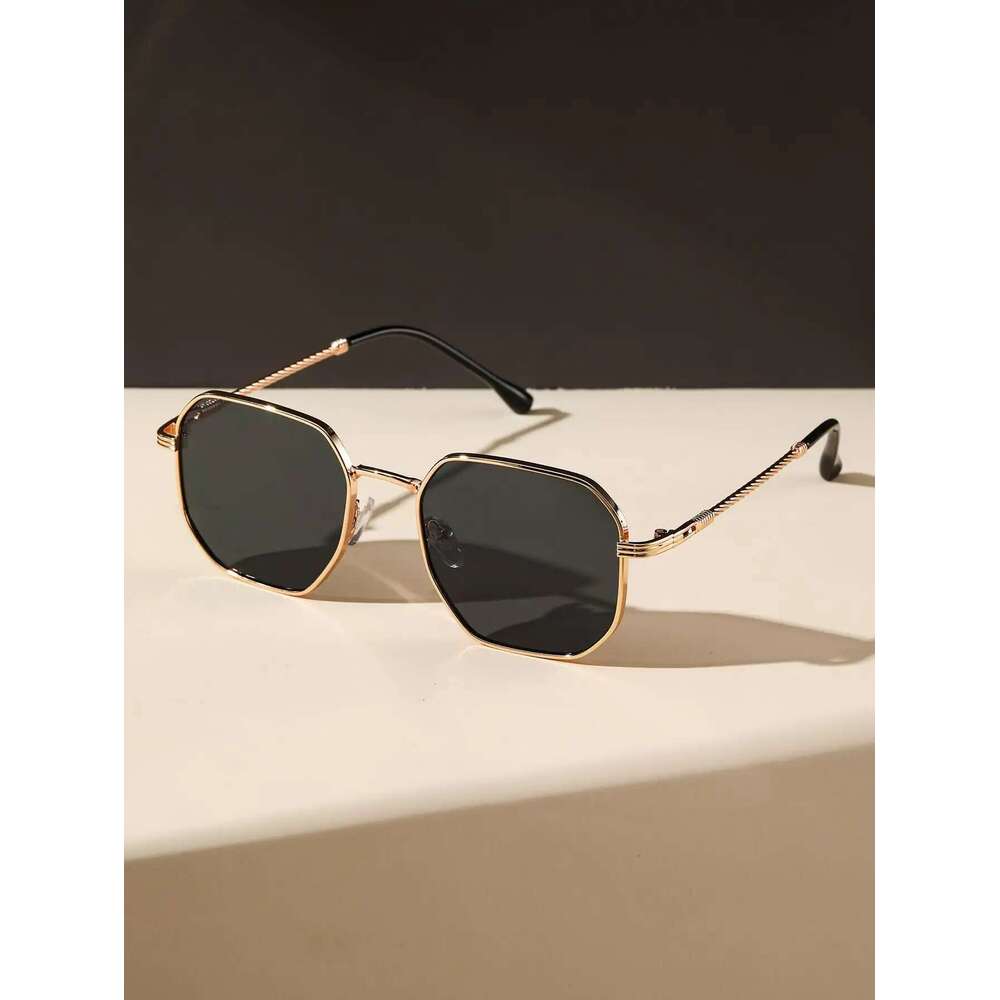 1PC/2PCS Classic Fashion Square Metal Frame Women Sunglasses For Men Daily Life Shades Eyewear Accessories.