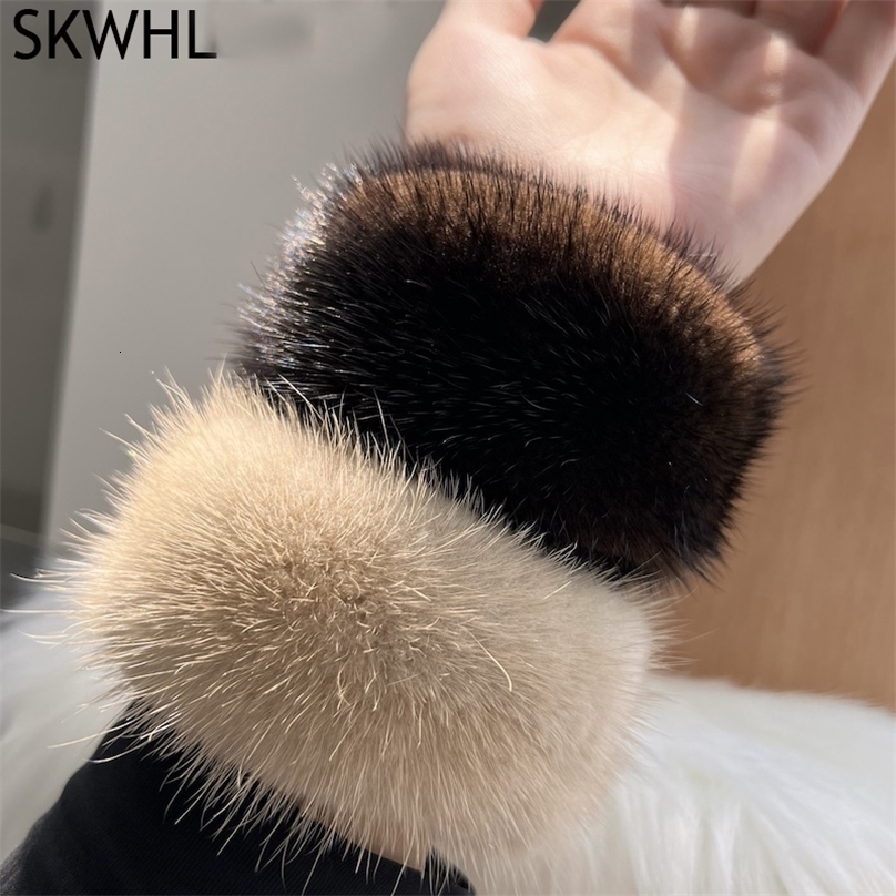 2025 Style mink Fur Cuff Arm Warmer Lady Bracelet Real Fur Wristband Glove High Quality Fox fur Cuffs Wrist Warmer 251028ww