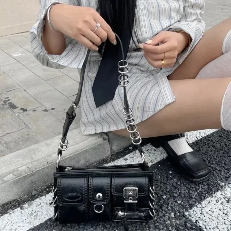 Meet You Y2K Retro Gothic Black Shoulder Bag Womens Punk Cool Multi Pocket Pu Leather Underwear Bag Trend Handbag 250402