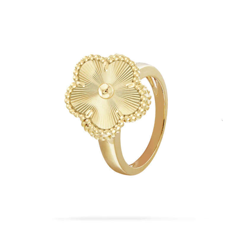 Clover White Fritillaria Ring Diamond free Peacock Stone Fashion Personalized Ring