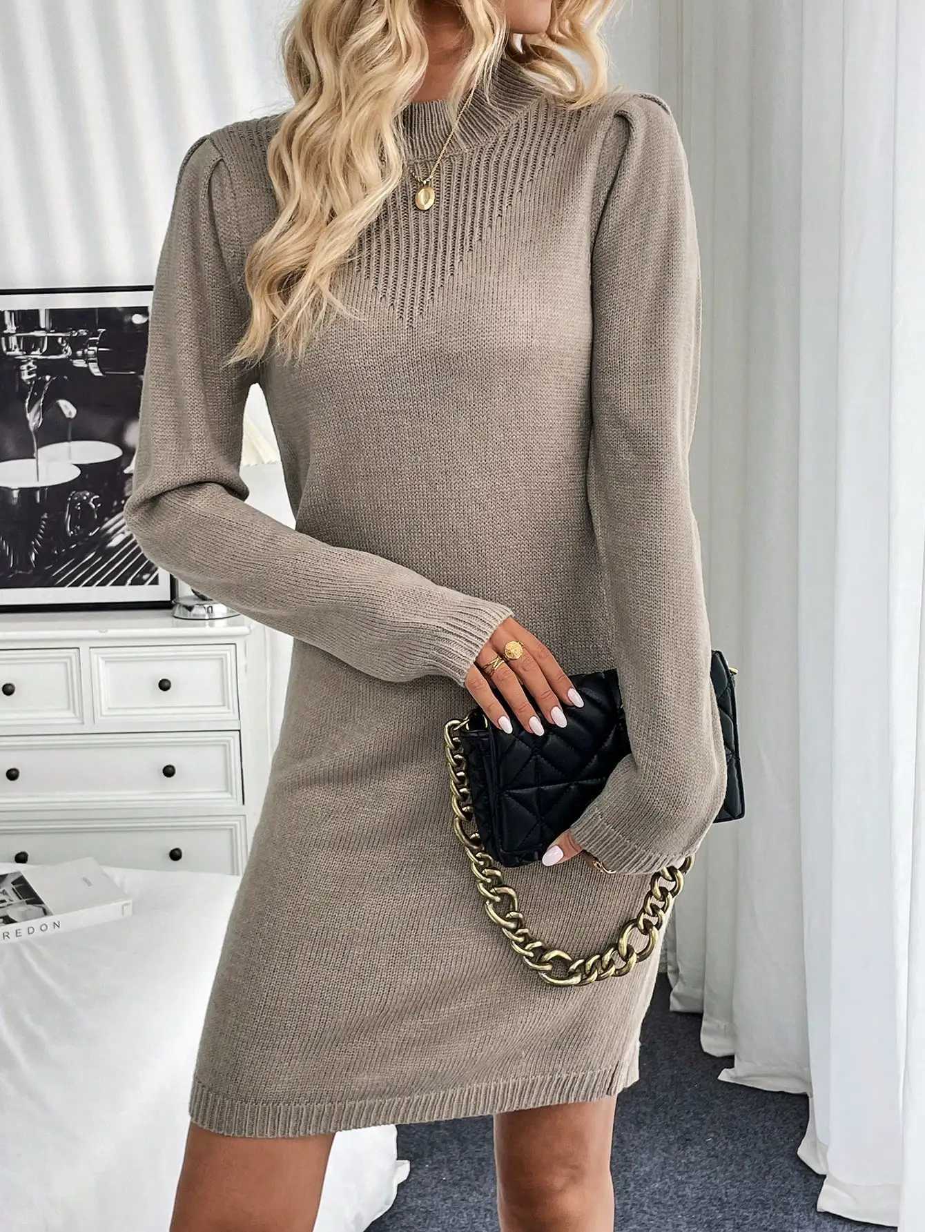 Autumn and winter standing collar long sleeved new knitted dress J251105