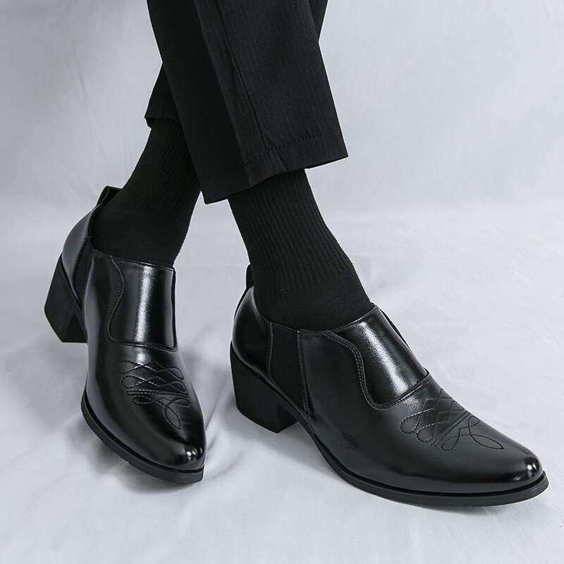 Men's oversized new fashionable men's business dress groom's wedding shoes, thick soled high rise leather shoes