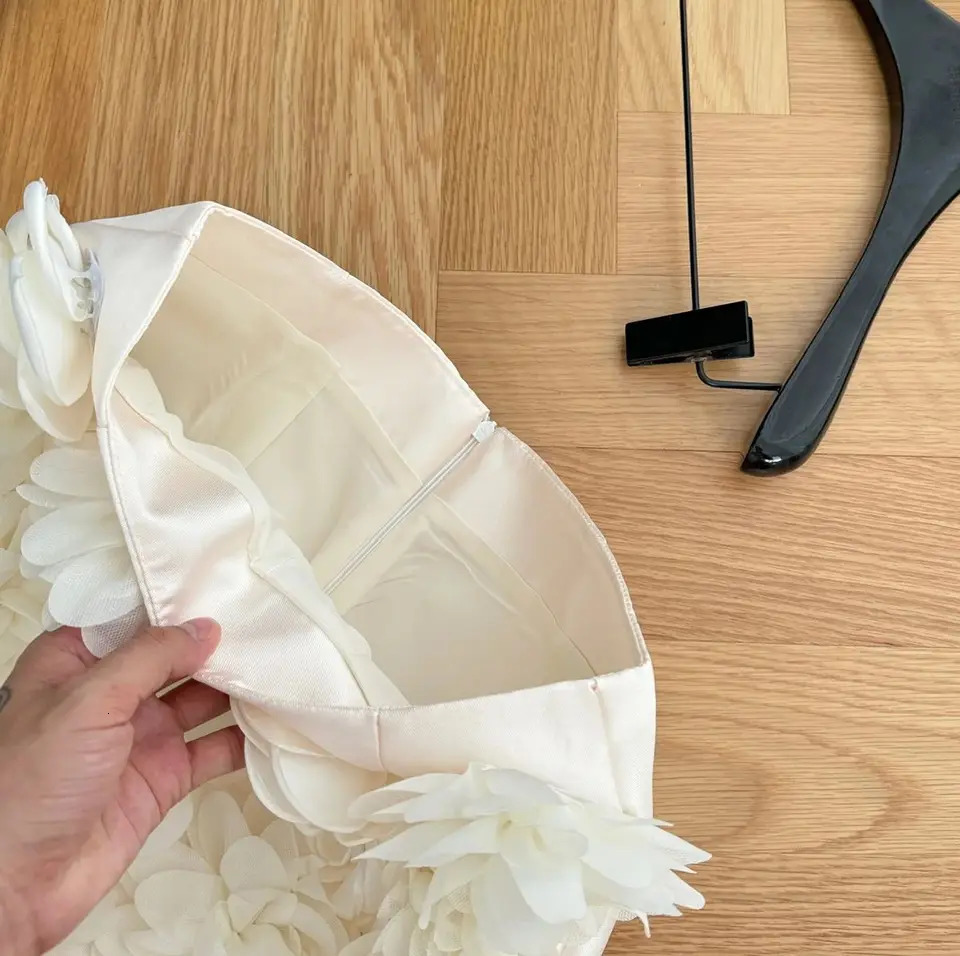 FANIECES 3D Flower Mini Skirts Fashion Street Womens Short Pencil Skirt High Waist Ultra Thin Party Club Satin Skirt 250402